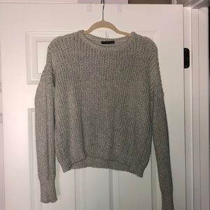 Brandy Melville sweater